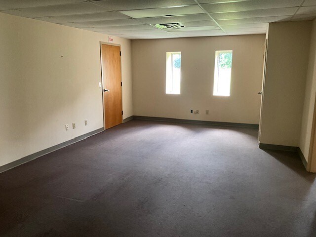 More Photos Of 1913 Alleghany St, High Point Warehouse For Lease
