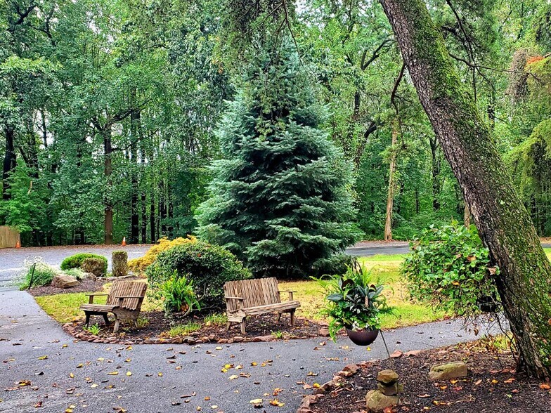 More Photos Of 350 Timber Rd, Mount Gretna Restaurant For Sale