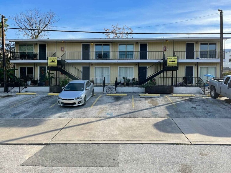 More Photos Of 216 Lucas St, San Antonio Apartments For Sale