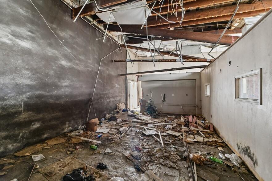 More Photos Of 1501 Oretha Castle Haley Blvd, New Orleans Service For Sale