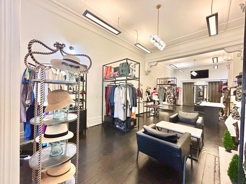 More Photos Of 825 N Charles St, Baltimore Apartments For Sale