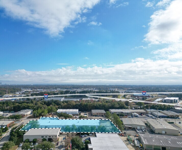 More Photos Of 840 Lakeside Dr, Mobile Warehouse For Lease