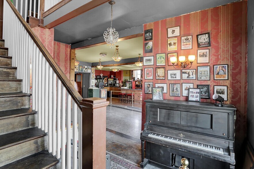 More Photos Of 111 S Walnut St, Edinburgh Theater Concert Hall For Sale