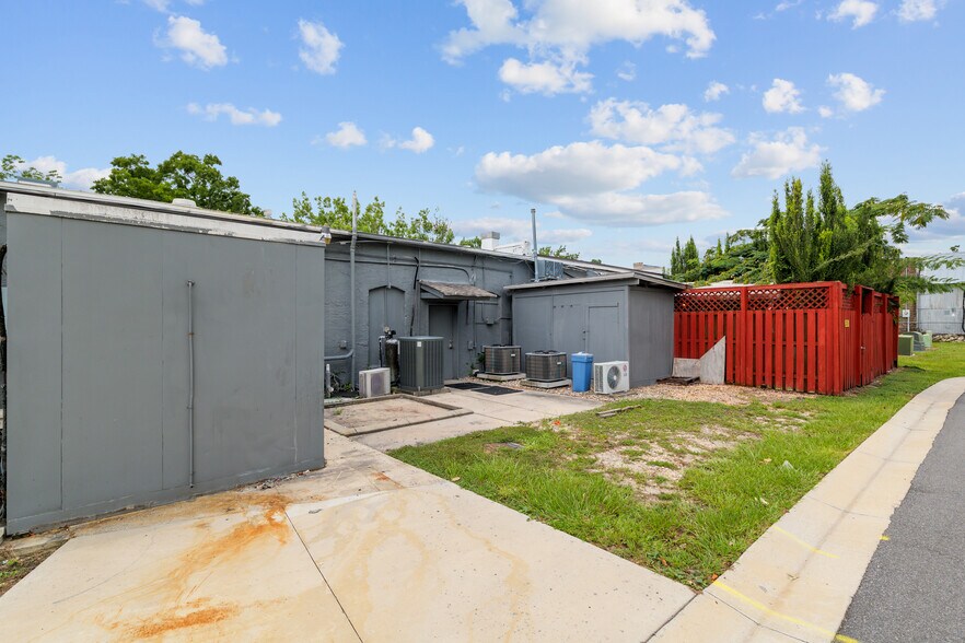 More Photos Of 14960 Main St, Alachua Restaurant For Lease