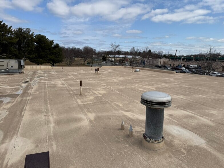 More Photos Of 1330 Parkway Ave, Ewing Medical For Sale