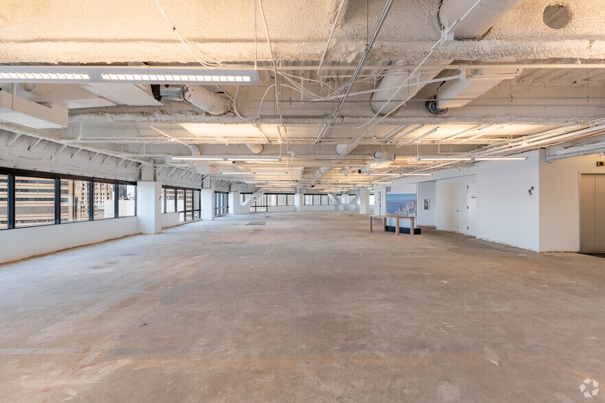 Photo of 24th Floor Ste 2400