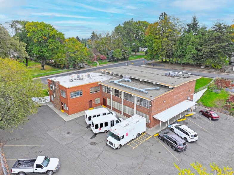 More Photos Of 310 N 16th Ave, Yakima Office For Sale