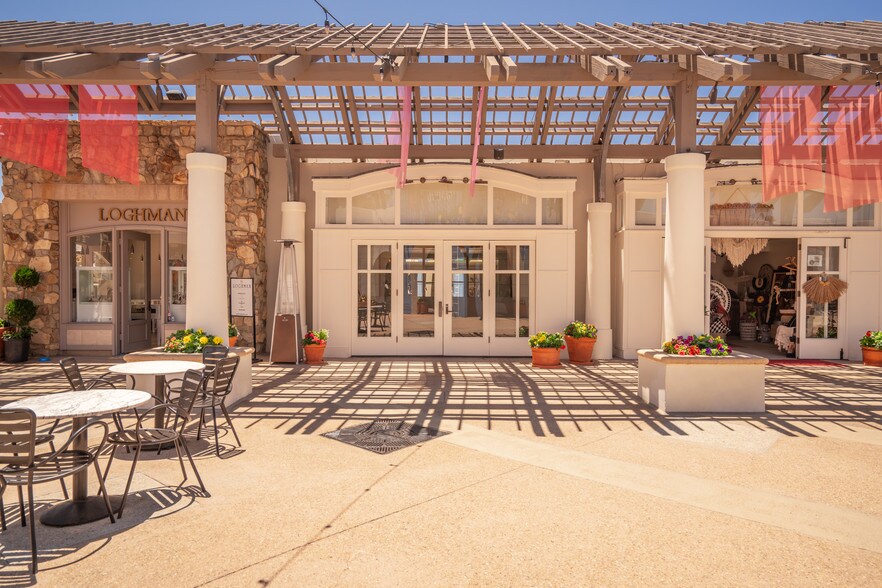 More Photos Of 1555 Camino del Mar, Del Mar Unknown For Lease