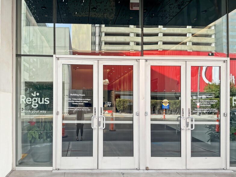 More Photos Of 302 E Carson Ave, Las Vegas Coworking Space