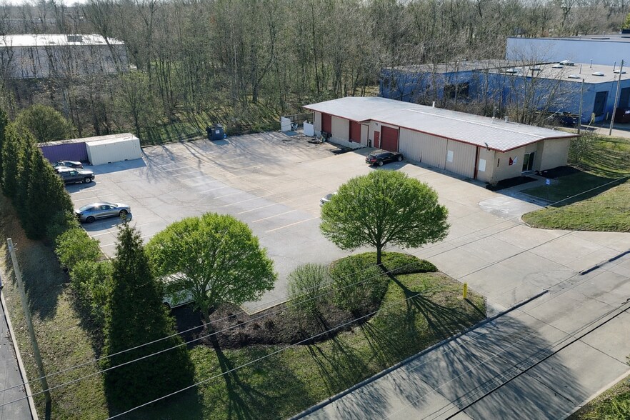 Primary Photo Of 1507 Cox Ave, Erlanger Industrial For Sale