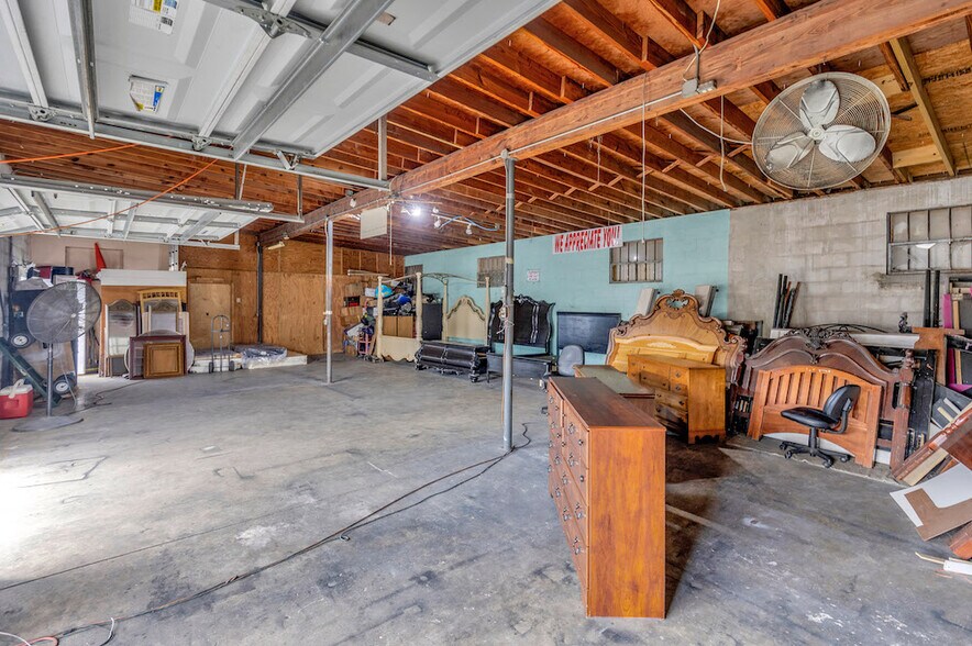 More Photos Of 8436 N Nebraska Ave, Tampa Storefront Retail Residential For Sale