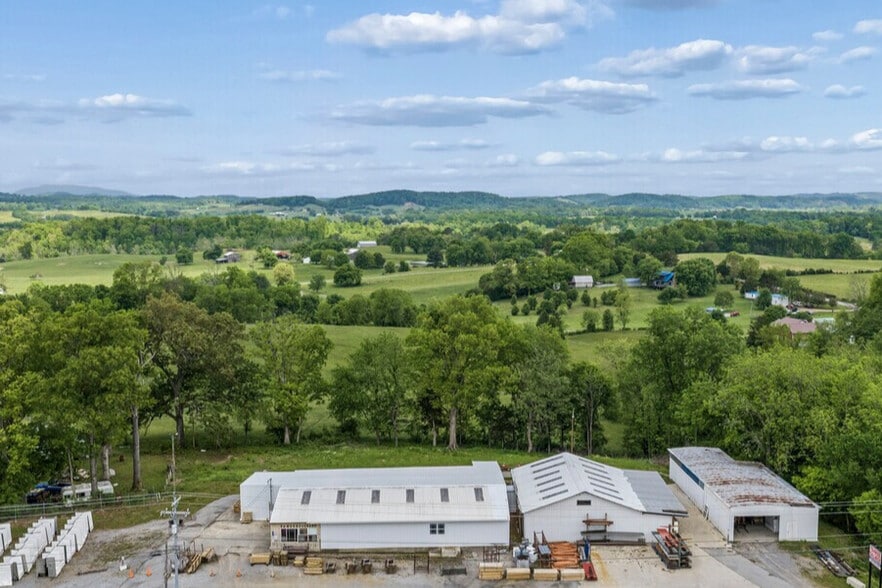 Primary Photo Of 3141 Highway 11 E, Telford Flex For Sale
