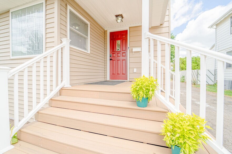 Primary Photo Of , Johnson City Specialty For Sale