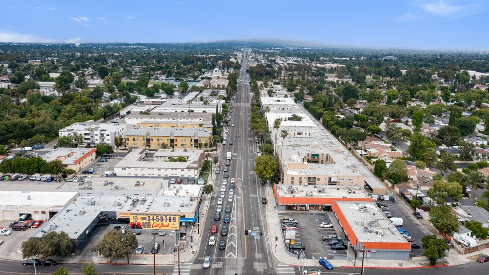 Primary Photo Of 6100 Reseda Blvd, Tarzana Unknown For Lease