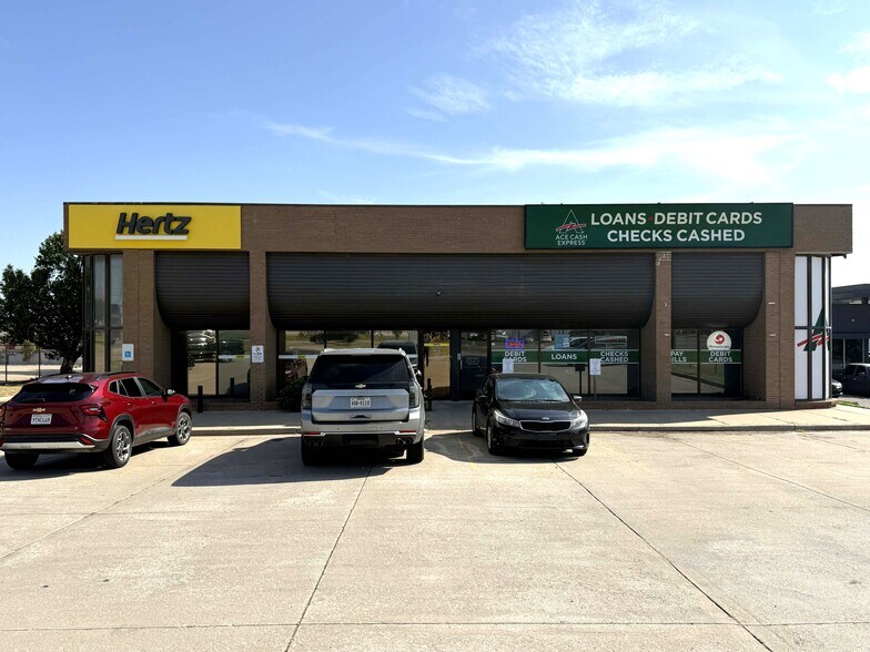 More Photos Of 6601-6606 NW Expressway, Oklahoma City General Retail For Sale