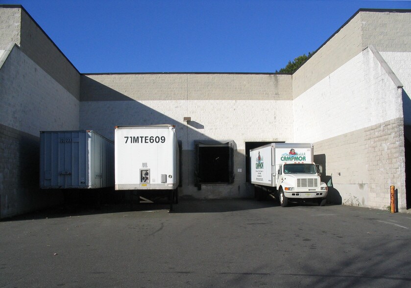 More Photos Of 29 Park Way, Upper Saddle River Manufacturing For Lease