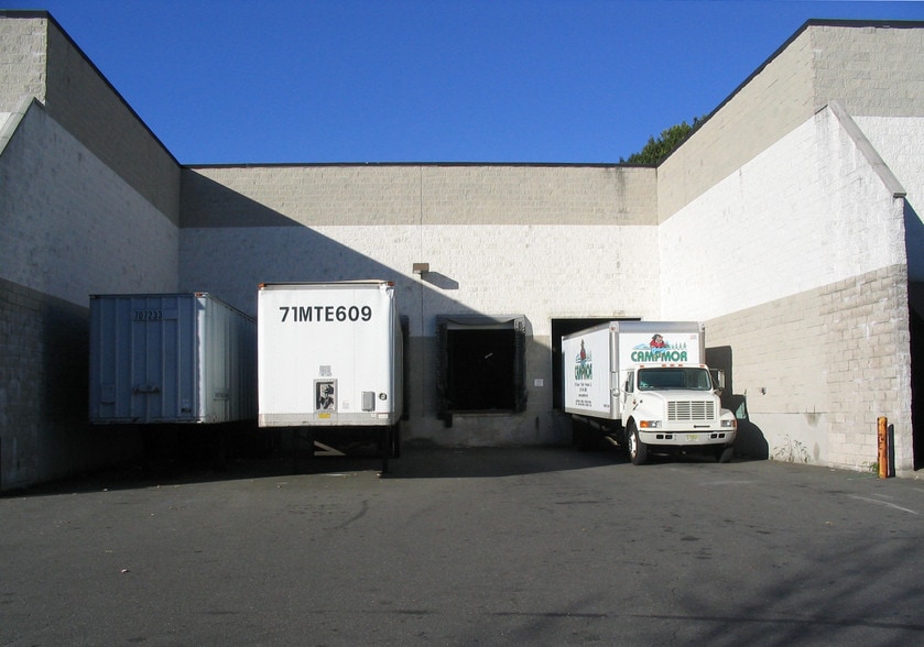 More Photos Of 29 Park Way, Upper Saddle River Manufacturing For Lease