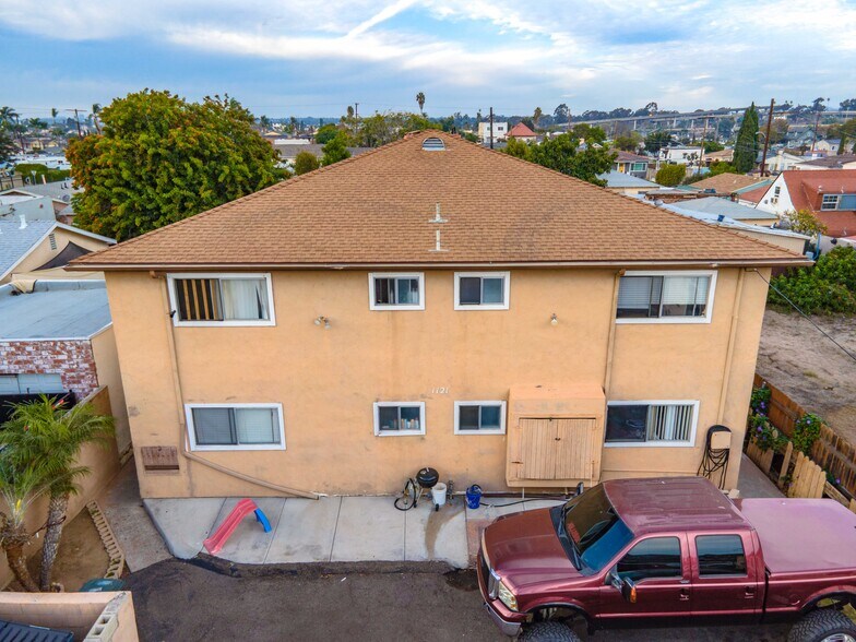 More Photos Of 1121 E 6th St, National City Apartments For Sale