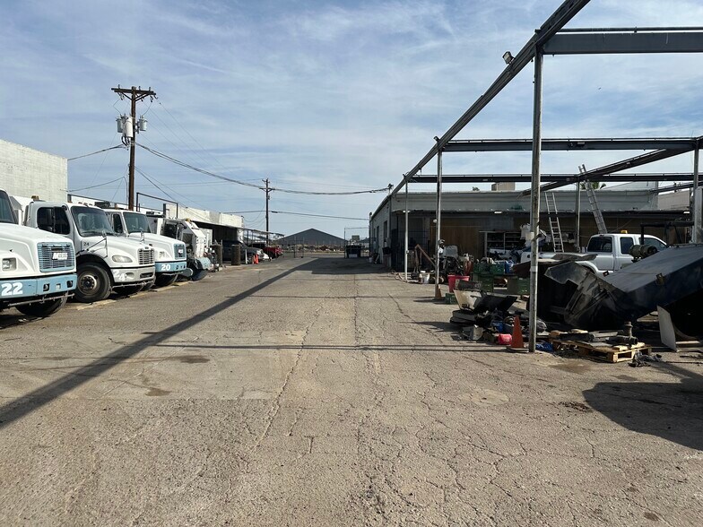 More Photos Of 5218 W Missouri Ave, Glendale Warehouse For Sale