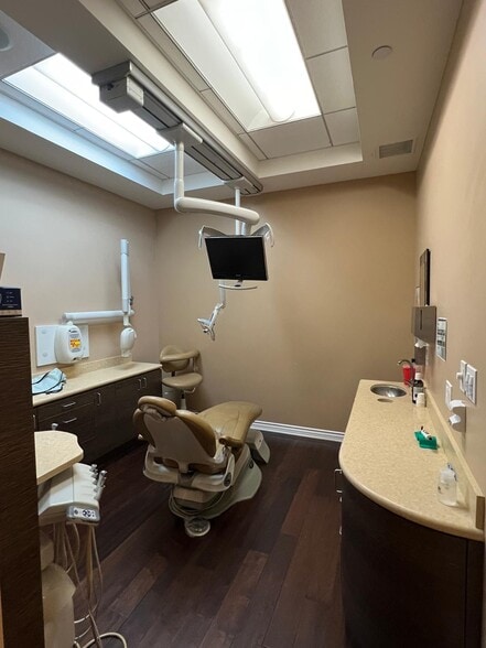 More Photos Of 26137 La Paz Rd, Mission Viejo Medical For Lease