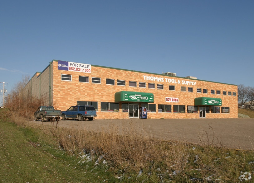 Primary Photo Of 1081 E Highway 36, Maplewood Light Manufacturing For Lease