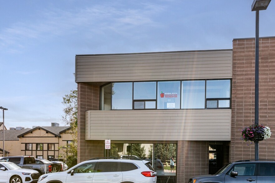 More Photos Of 1821 Sidewinder Dr, Park City Storefront Retail Office For Sale