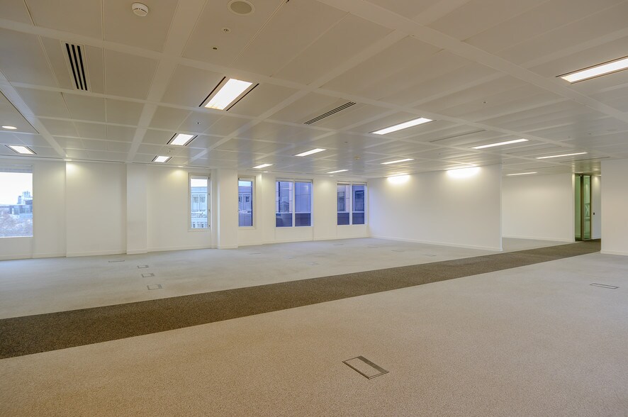 More Photos Of 200 Aldersgate, London Office For Lease