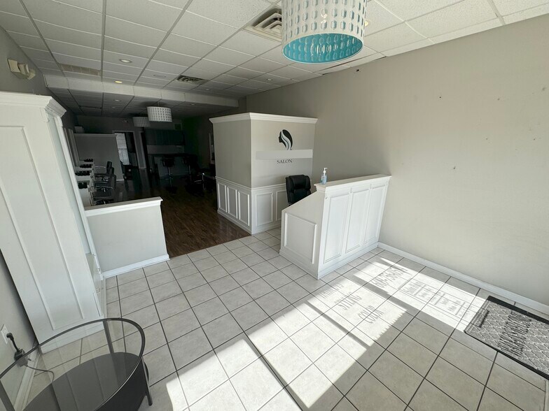 More Photos Of 886-888 W Bay Ave, Barnegat General Retail For Lease