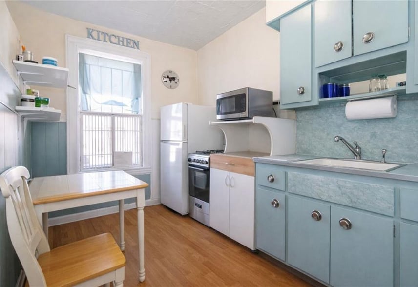 More Photos Of 6118 5th Ave, Brooklyn Storefront Retail Residential For Sale