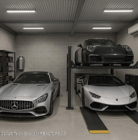 More Photos Of 605 W Deer Dr, Jackson Specialty For Sale