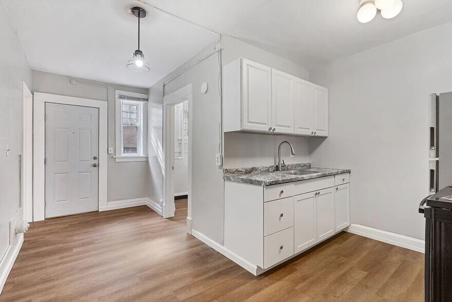More Photos Of 1428 W 10th Ave, Spokane Apartments For Sale