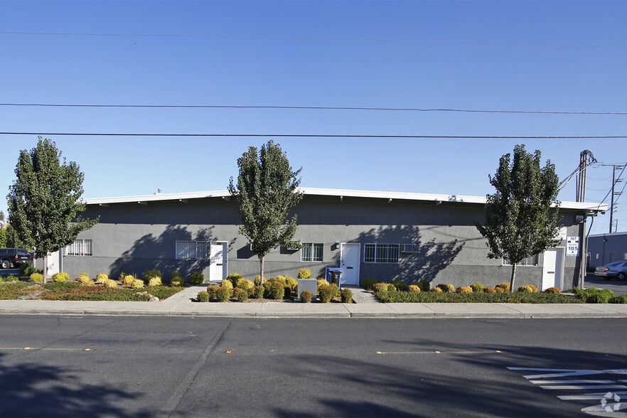 More Photos Of 181-187 Mayhew Way, Pleasant Hill Warehouse For Lease