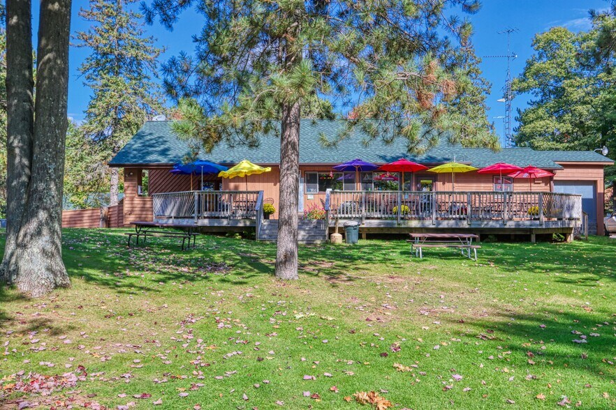 More Photos Of 8534 N Deerfoot Rd, Hayward Hotel For Sale
