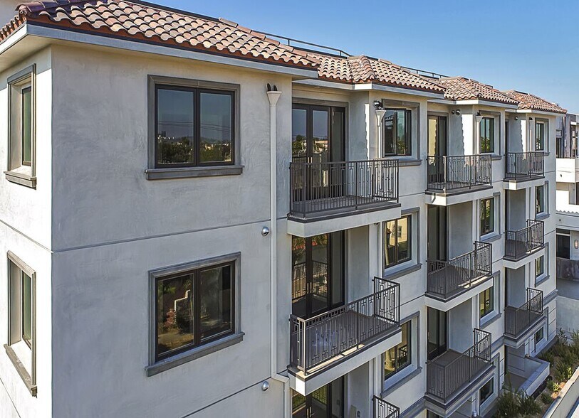 More Photos Of 1070 S Bedford St, Los Angeles Multifamily For Sale