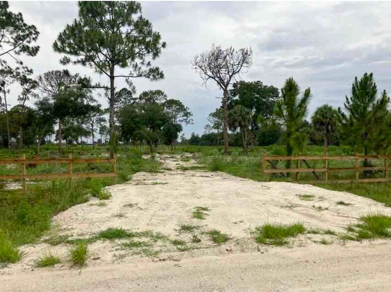 More Photos Of 3100 Pioneer 15th St, Clewiston Land For Sale