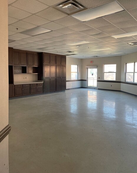 More Photos Of 1077 S Main St, Madison Assisted Living For Sale