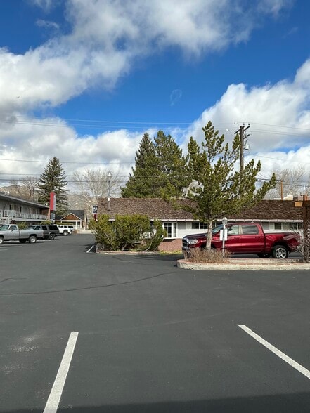 More Photos Of 333 Main St, Bridgeport Hotel For Sale