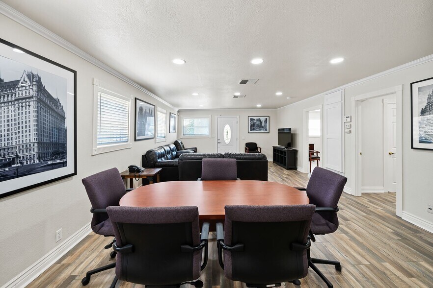 More Photos Of 8336 Brentwood Blvd, Brentwood Office Residential For Sale