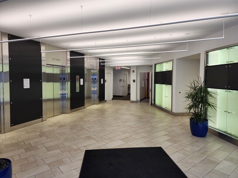 More Photos Of 8618 Westwood Center Dr, Vienna Office For Sale