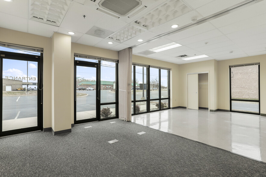 More Photos Of 15 Compass Pt, Martinsburg Office For Lease