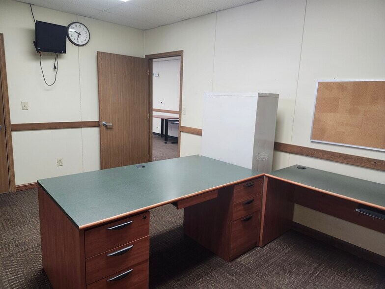 More Photos Of 826 Franklin Rd, Mercer Medical For Lease