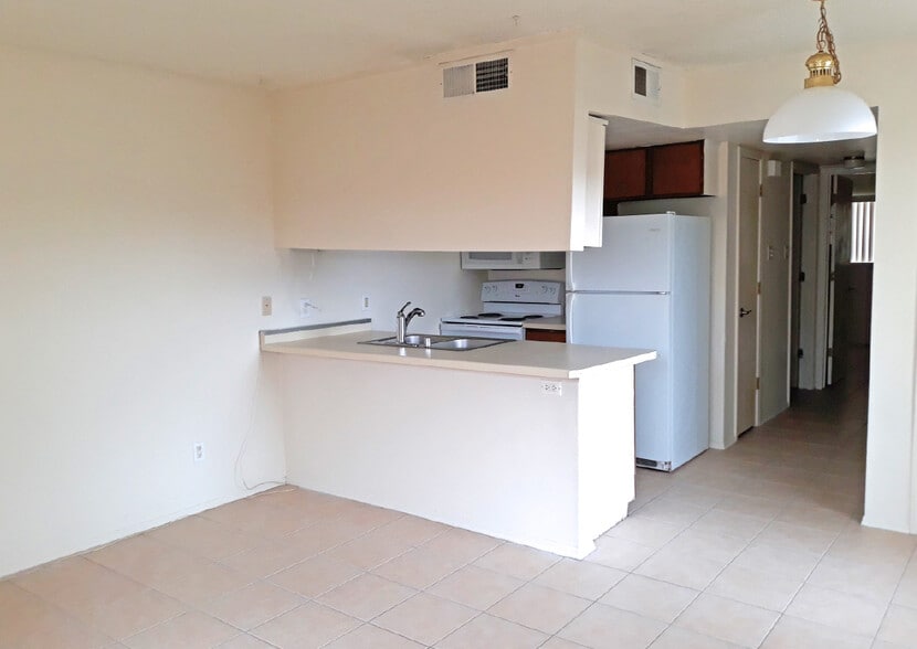 More Photos Of 2616 Muriel St NE, Albuquerque Apartments For Sale