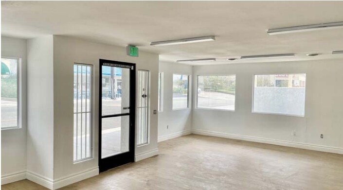 More Photos Of 3912 Merrill Ave, Riverside Medical For Sale