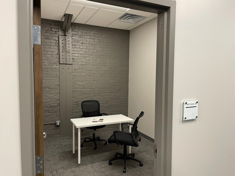 More Photos Of 401 E Colfax Ave, South Bend Coworking Space