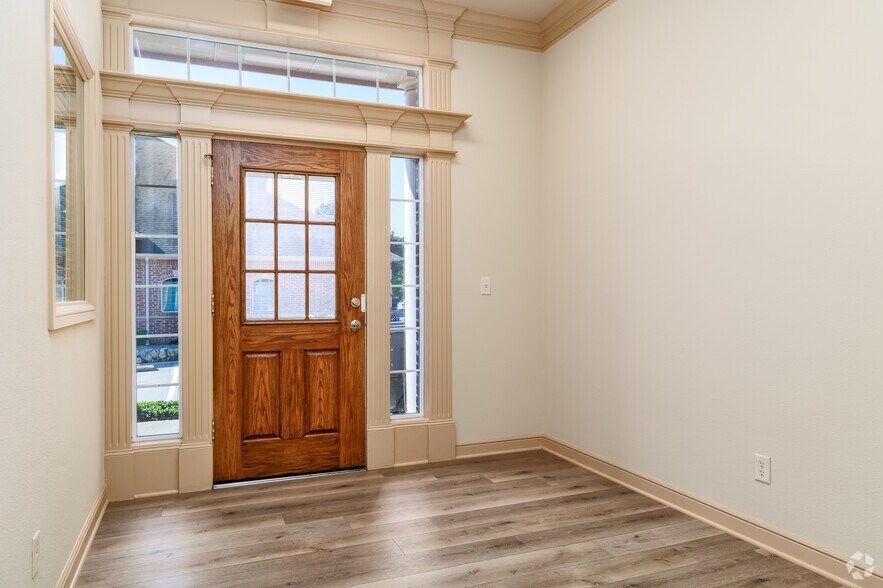 More Photos Of 558 Silicon Dr, Southlake Unknown For Lease