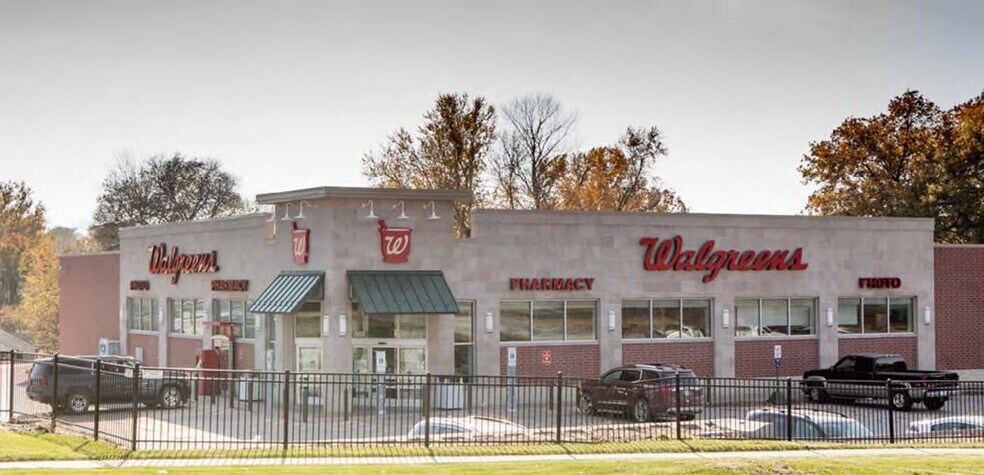 More Photos Of 502 S 11th St, Nebraska City Drugstore For Sale