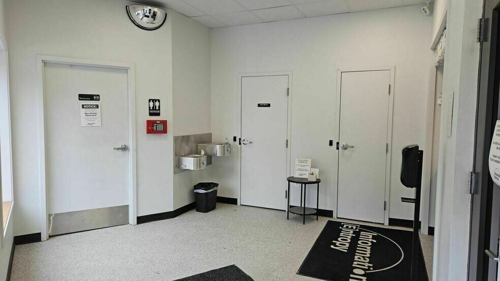 More Photos Of 202 Miller Ave, Ann Arbor Freestanding For Lease