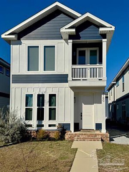 Primary Photo Of 1180 W Intendencia St, Pensacola Multifamily For Sale