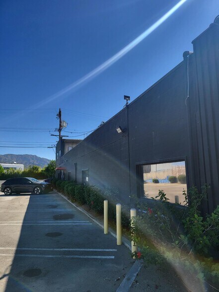 More Photos Of 3000 N Hollywood Way, Burbank Office For Lease