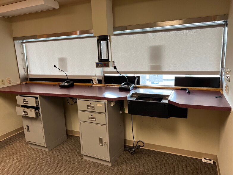 More Photos Of 30667 State Highway 413, Galena Office For Lease